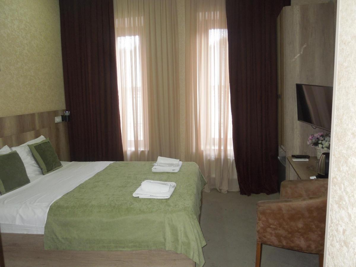 Epic Meidan Hotel Tbilisi Buitenkant foto
