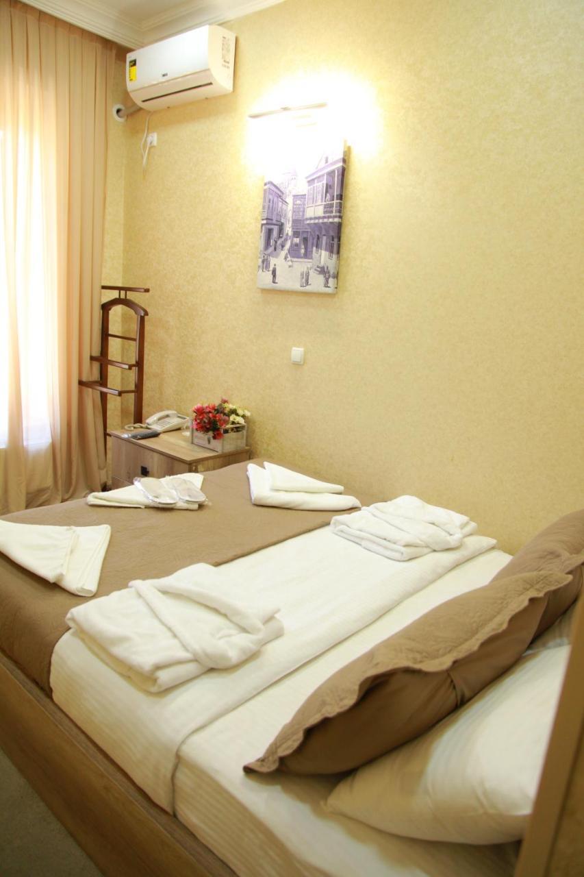 Epic Meidan Hotel Tbilisi Buitenkant foto