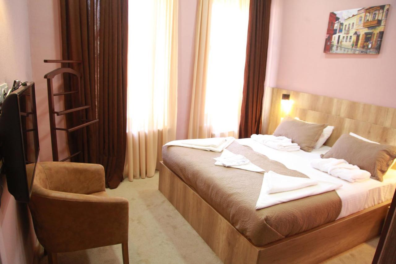 Epic Meidan Hotel Tbilisi Buitenkant foto